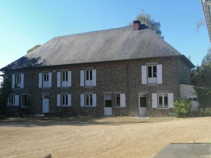 Location de vacances pour 12 personnes, avec jardin, animaux acceptés à Ciney - 4