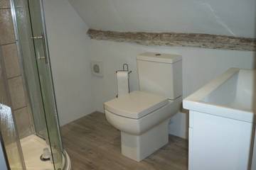 Chalet for 6 People in Fordingbridge, New Forest, Photo 4