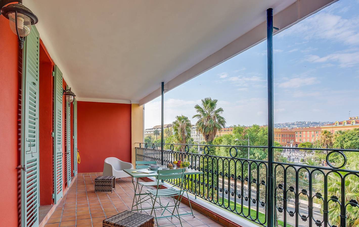 Appartement entier, Nid Massena by Riviera Holiday Homes in Nice, Côte méditerranéenne (France)