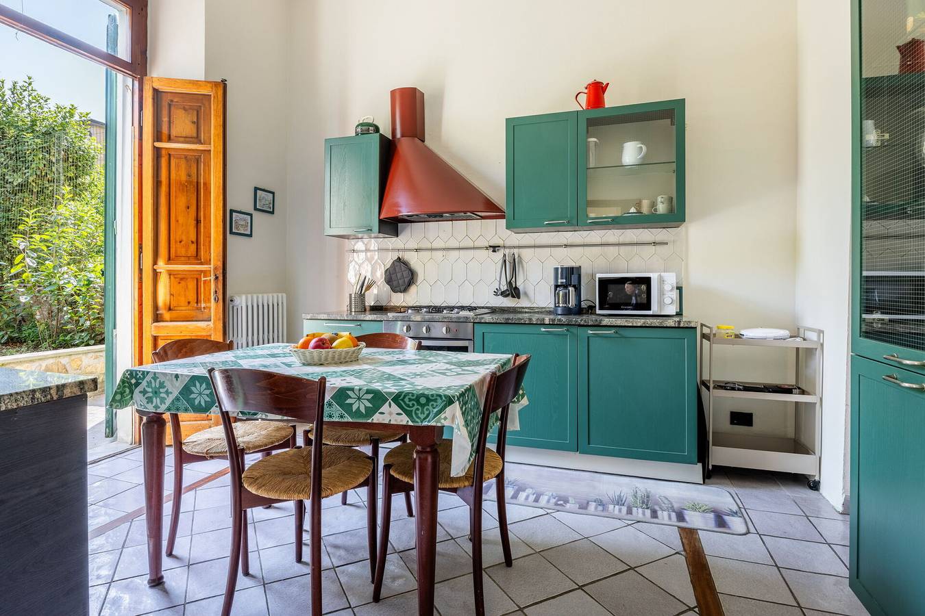 Casa Olivia With Garden And Wifi in Colle di Val d'Elsa, Siena Province