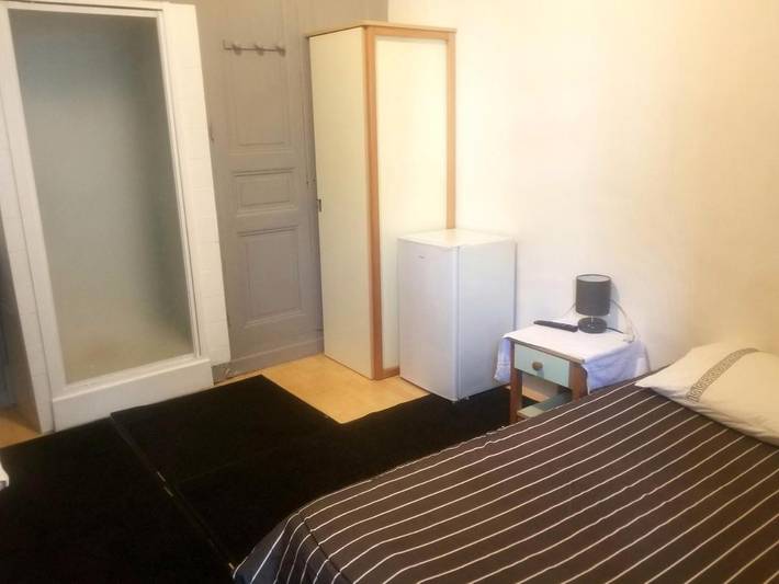 Hôtel pour 2 personnes, avec vue et terrasse à Fontaine - 2