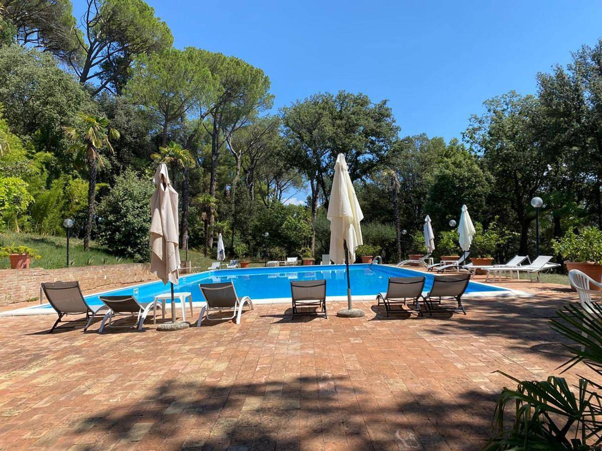 Double Room with Private Bathroom in Treia (Italien), Macerata Provinz