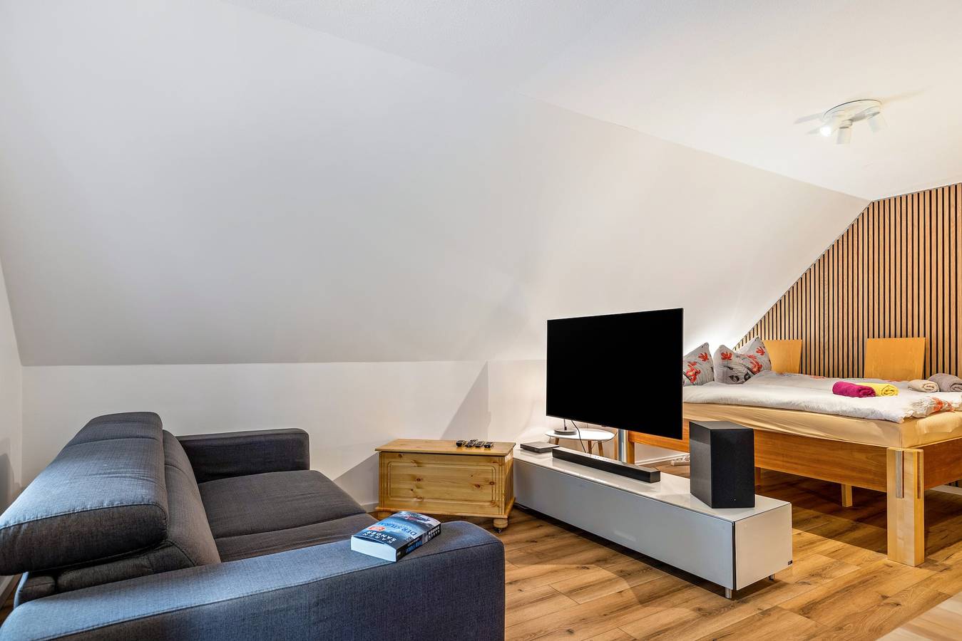 Ganze Wohnung, Ferienwohnung Zeitlos Wriezen 3 in Wriezen, Märkische Schweiz-Oderland