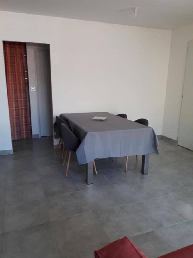 Location de vacances pour 5 personnes, avec piscine et jardin, animaux acceptés à Mormoiron - 4