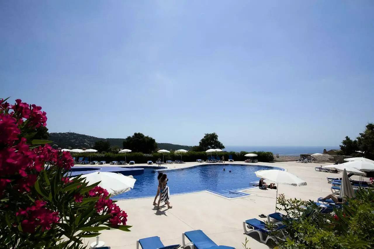 Entire apartment, Air-conditioned apartment 2 rooms 6 people - Prestige in Roquebrune-sur-Argens, Draguignan region