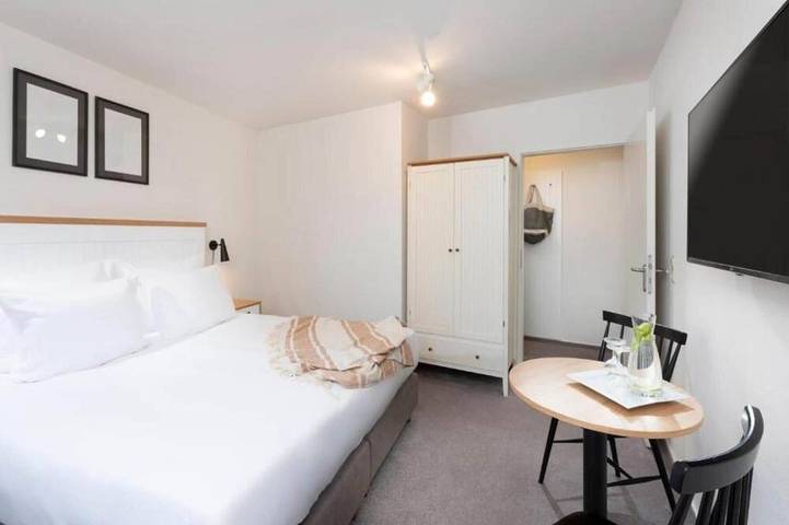 Ferienwohnung für 2 Personen, mit Pool und Terrasse sowie Whirlpool und Sauna, mit Haustier in Kleinzerlang - 3