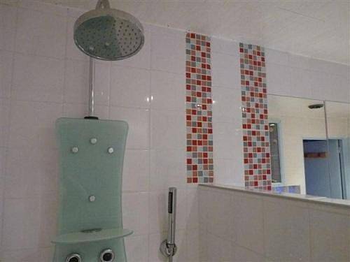 Gîte pour 2 personnes, avec Jacuzzi ainsi que Terrasse et Jardin à Tréméoc - 4