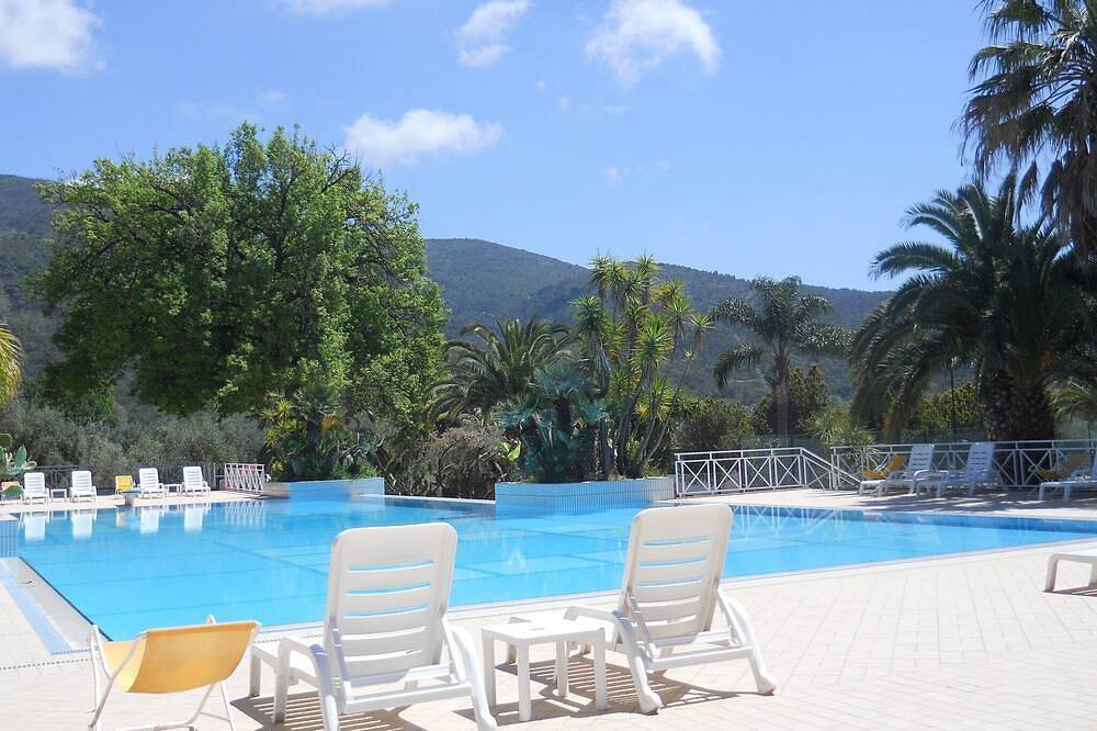 Entire apartment, Cilento Getaway w/ Terrace in Centola, Cilento