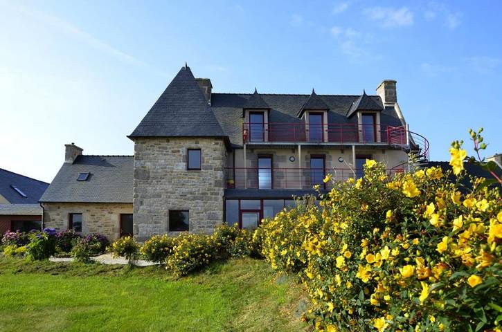 Chambre d’hôte pour 2 personnes, avec vue ainsi que jardin et piscine
