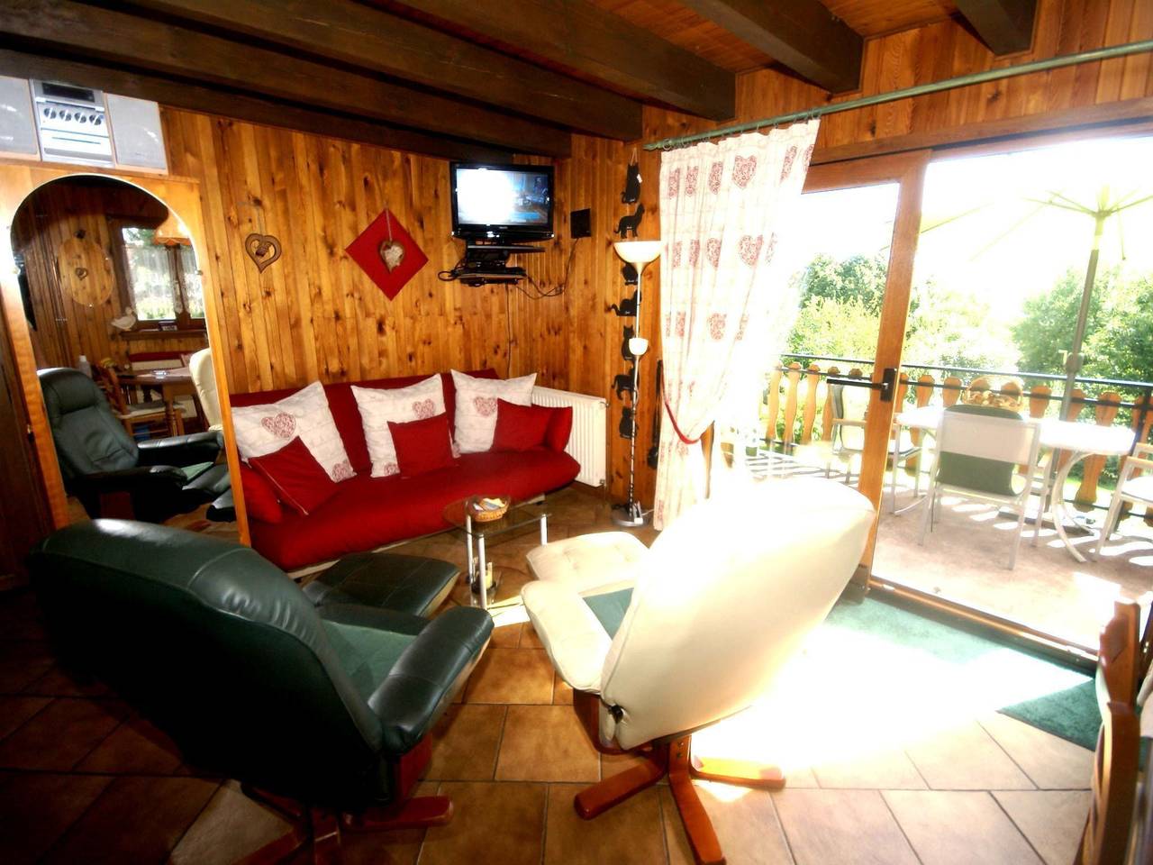 Amplio chalet para 4 en Hommert in Hommert, Sarrebourg (França)