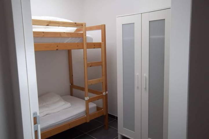 Gîte pour 6 personnes, avec terrasse dans Plage La Capte - 3