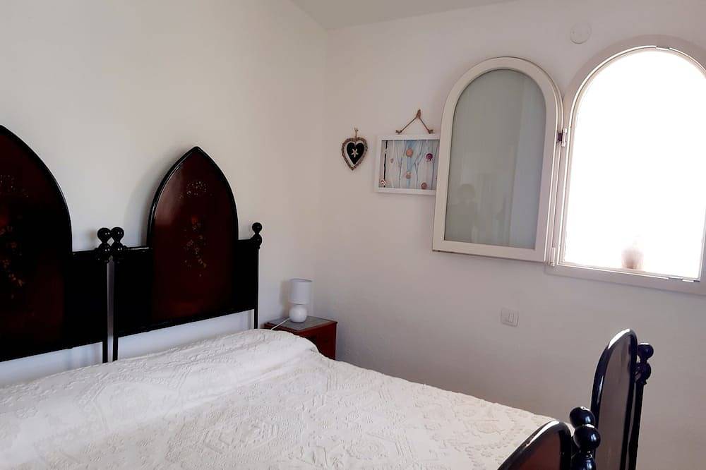 Villa Chiaro di Luna - unabhängig mit direktem Zugang zum Meer in Torre delle Stelle, Maracalagonis