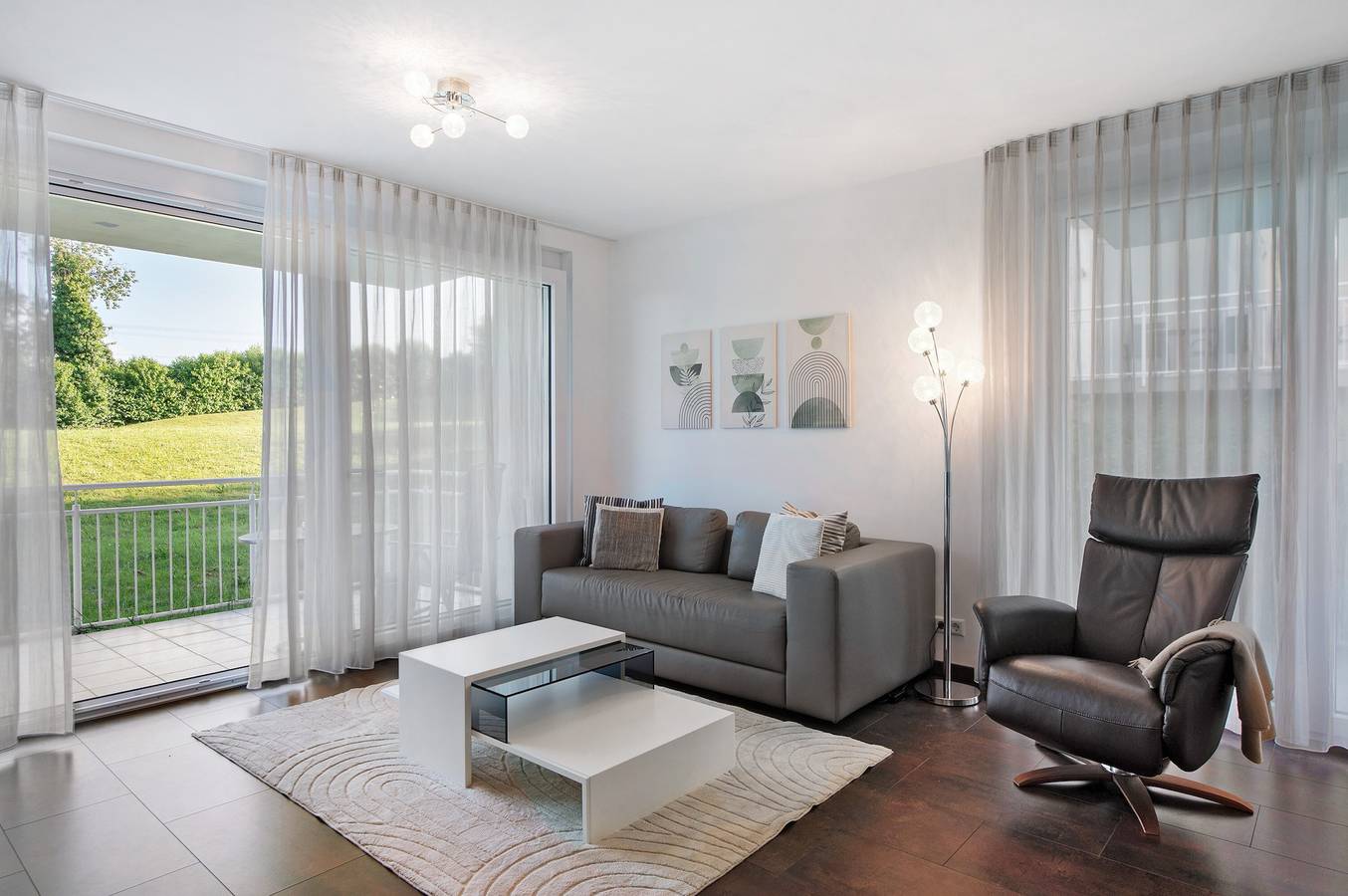 Ganze Wohnung, Schicke Ferienwohnung am Golfplatz in Bad Bellingen, Südschwarzwald