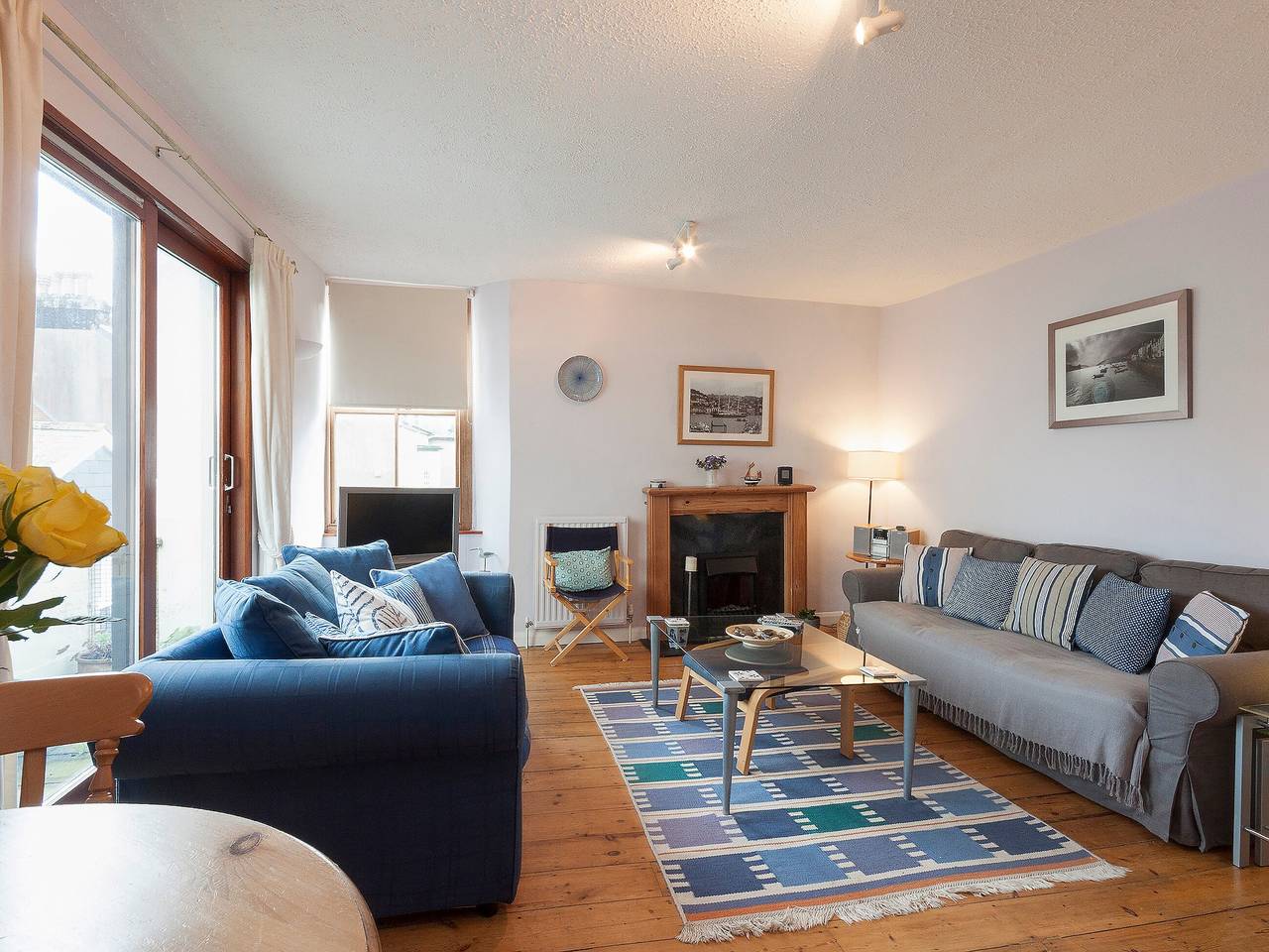 Lower Street 10 Flat 3 in Dartmouth, Devon