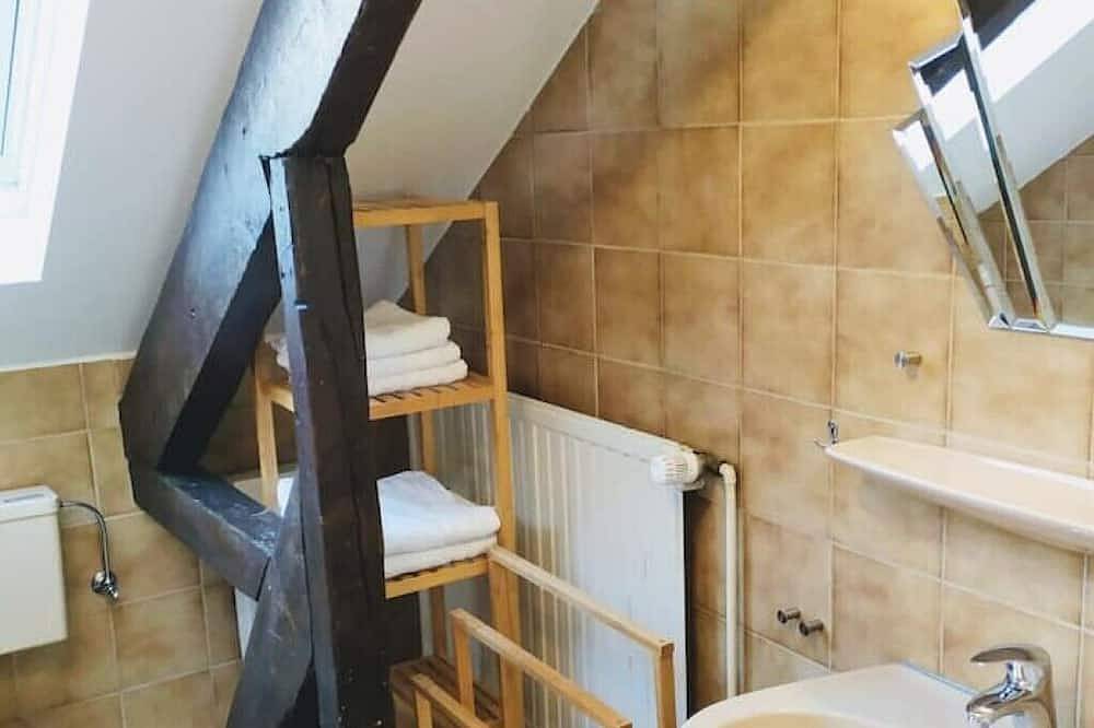 Ganze Wohnung, Super Wohnung #4 im Zentrum nahe Burg Stolberg in Stolberg, Rheinland