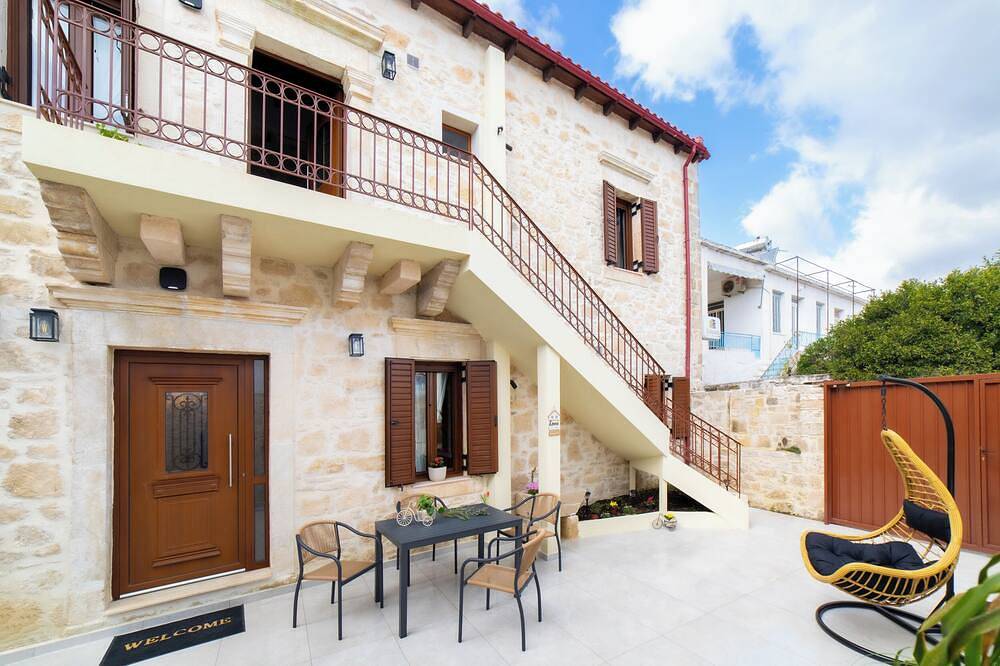 Villa for 11 People in Iraklio-Heraklio region