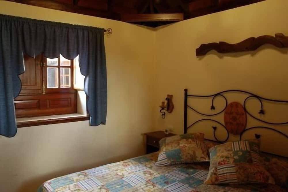 Lugar ideal para desconectar del estrés diario y la práctica del senderismo. in Erjos, Los Silos