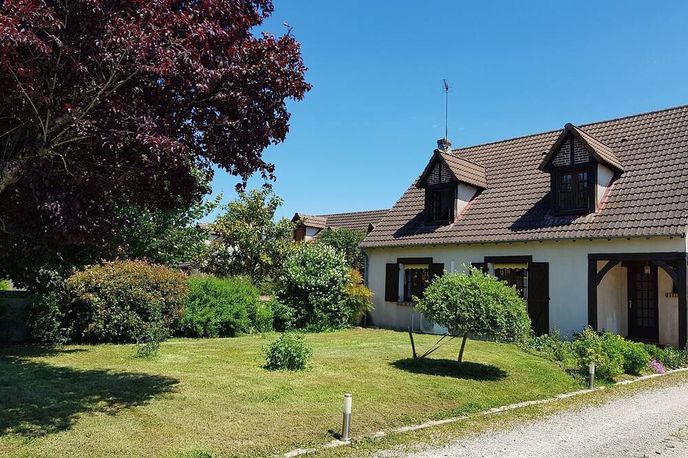 Coeur De Loire Entre Chateaux Et Zoo De Beauval in Pruniers-en-Sologne, Sologne
