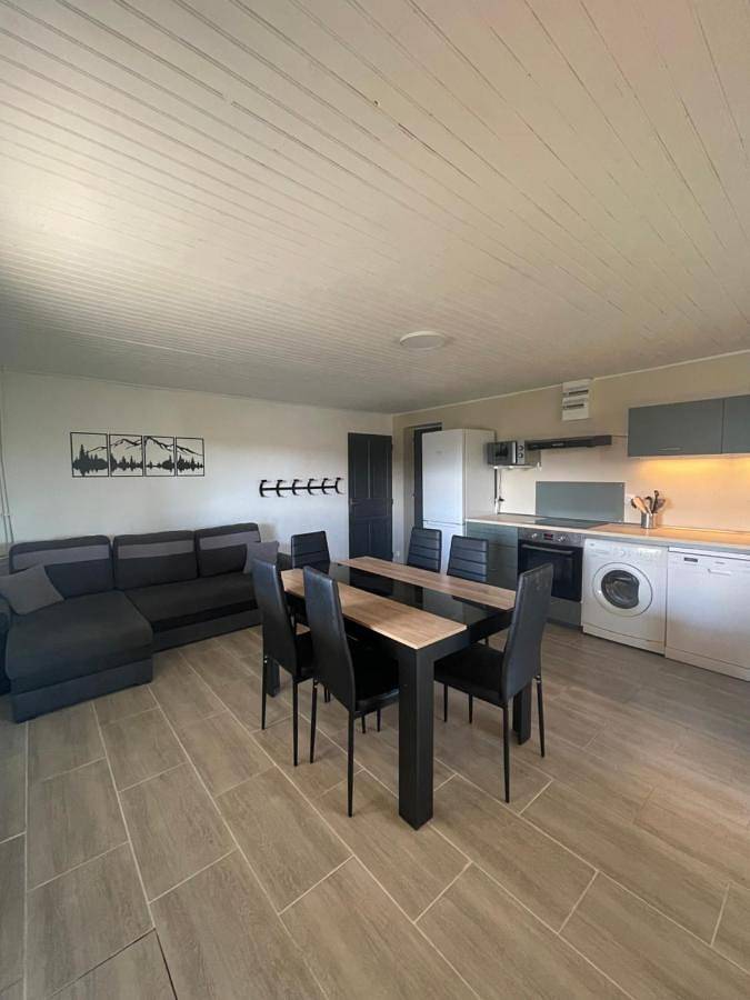 Gîte pour 6 personnes, avec vue et terrasse à Saint-Maurice-de-Lignon - 3