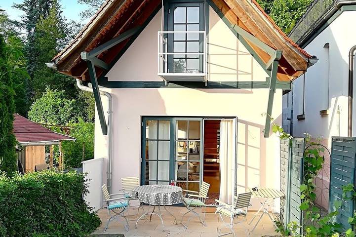 Ferienhaus für 5 Personen, mit Garten und Balkon sowie Whirlpool - 1