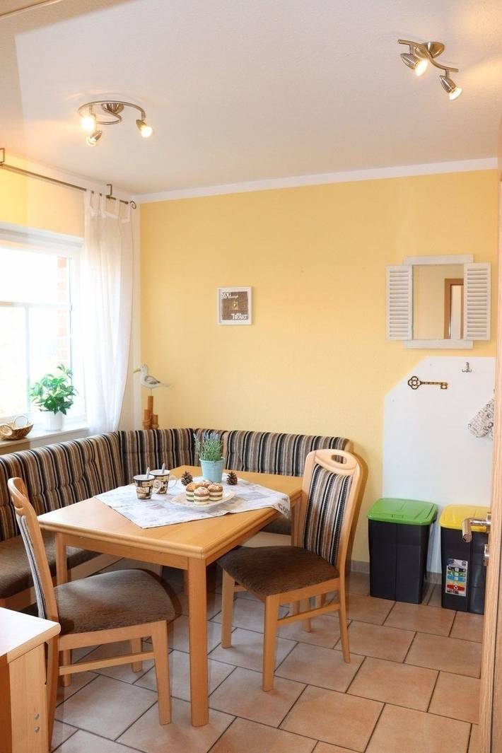 Ferienhaus für 6 Personen, mit Terrasse und Garten in Norden-Norddeich - 4