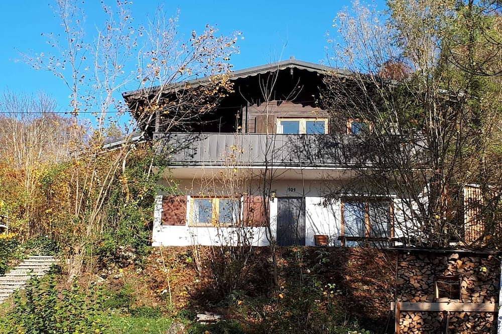 Ganze Wohnung, Ferienhaus Frankenglück - Wohnung Holz vor der Hütt´n in Egloffstein, Frankenalb