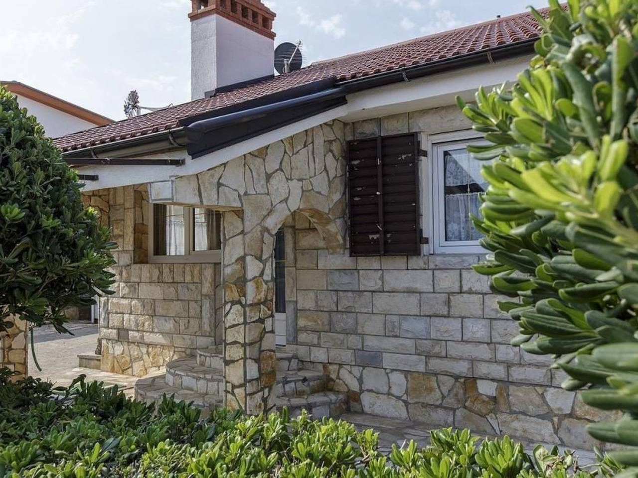 Entire apartment, Charmantes Studioappartement in Vir in Vir