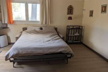 Villa pour 3 Personnes dans Toulon, Région de Toulon, Photo 1