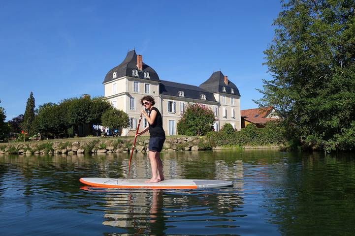 Gîte pour 12 personnes, avec piscine et jardin - 1