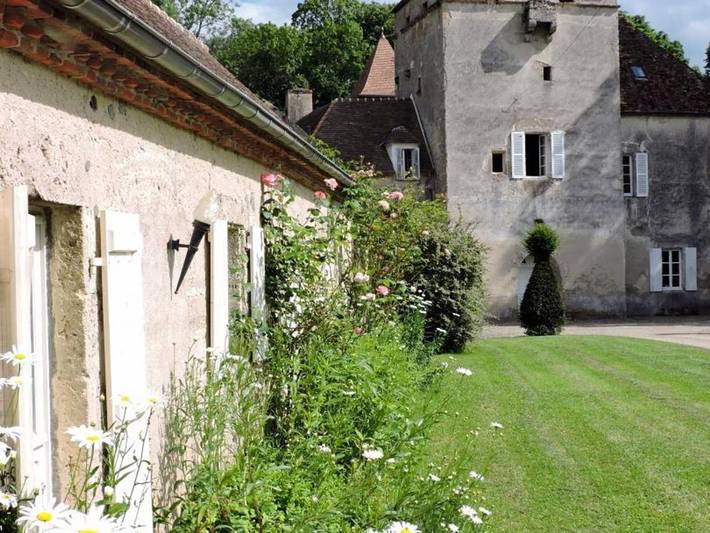 Location de vacances pour 2 personnes, avec Terrasse et Jardin à Treteau