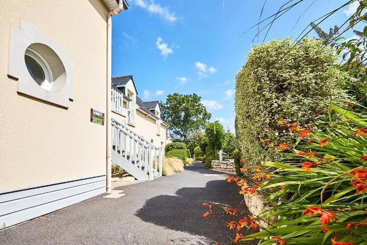 Hôtel pour 2 personnes, avec terrasse, animaux acceptés à Colleville-sur-Mer - 2