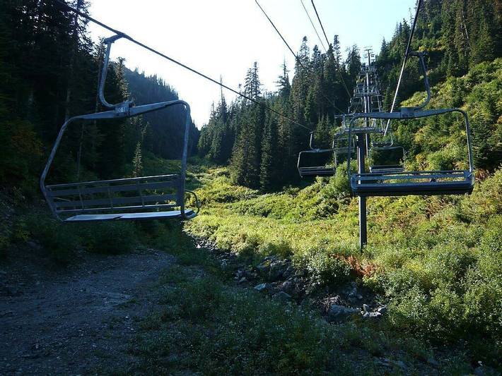 Vacation rental for 6 people, with hot tub and terrace in Glacier