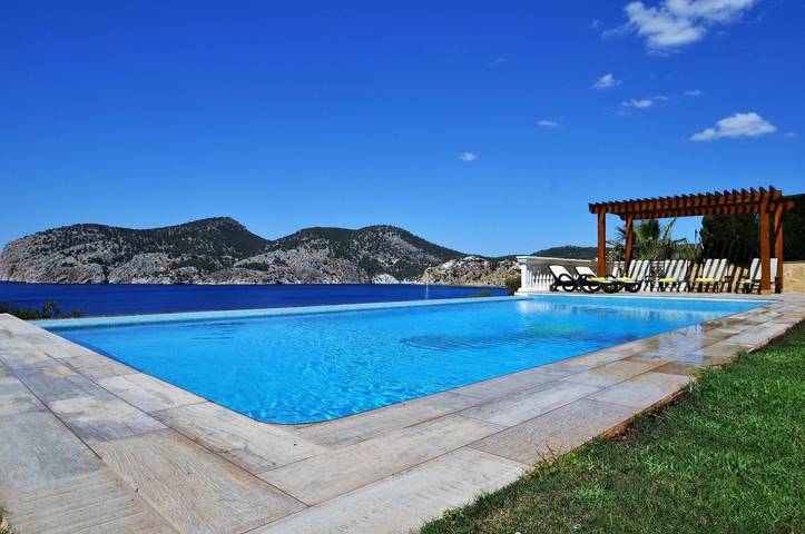 Ferienhaus für 8 Personen, mit Garten und Seeblick sowie Terrasse auf Mallorca - 2