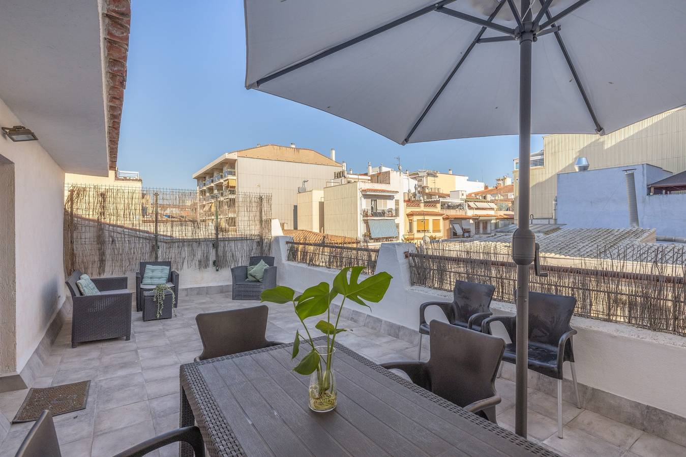 Sunandbed Cambrils – Maison spacieuse au centre, proche plage et port in Cambrils, Costa Dorada