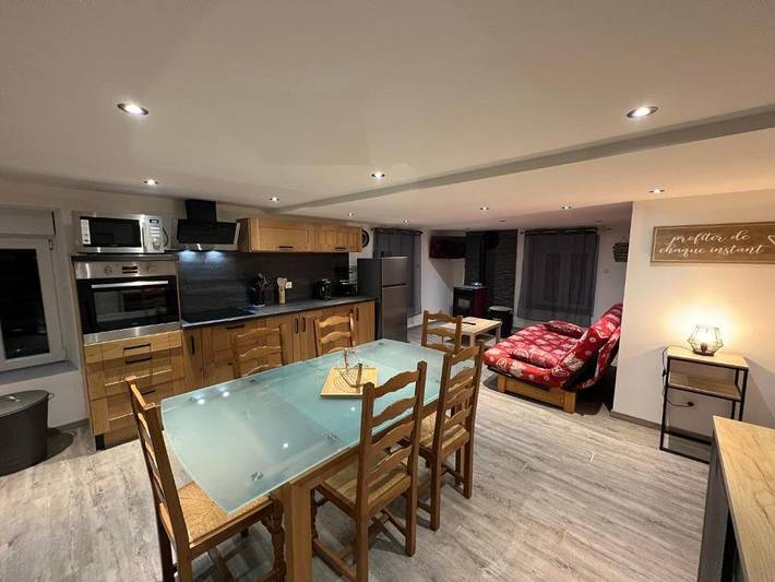 Appartement de vacances pour 6 personnes, avec jardin ainsi que jacuzzi et sauna, animaux acceptés