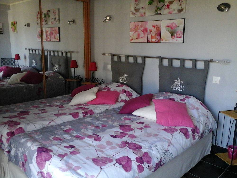 Chez Annie in Saint-Philbert-du-Peuple, Loire Valley