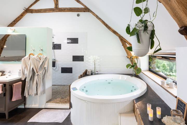 Gîte pour 2 personnes, avec jacuzzi ainsi que jardin et terrasse à Martel - 3