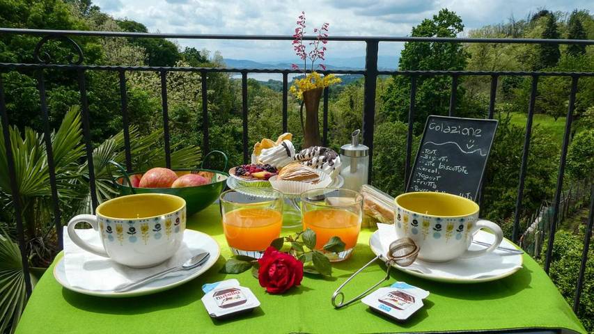 B&b per 2 persone, con Terrazza e Giardino nonché Sauna e Panorama a Varese