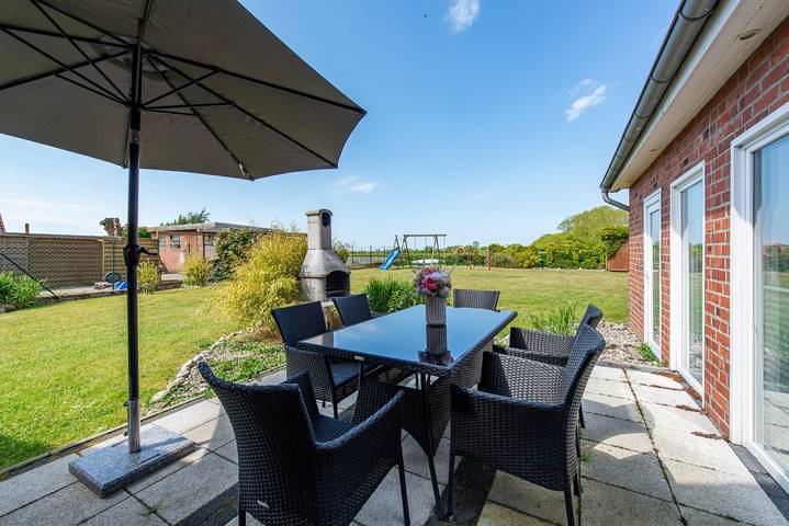 Ferienhaus für 8 Personen, mit Sauna und Terrasse sowie Garten auf Fehmarn