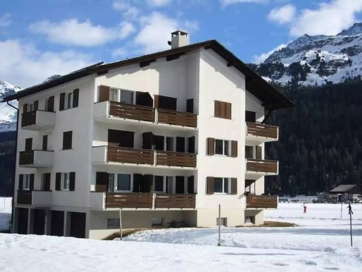 Ferienwohnung für 4 Personen, mit Balkon in Sils Maria