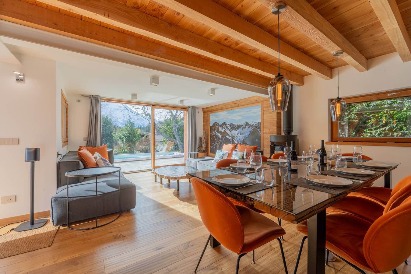 Luxury Mountain Chalet Pool Sauna Cinema in Les Grandes Montets, Chamonix