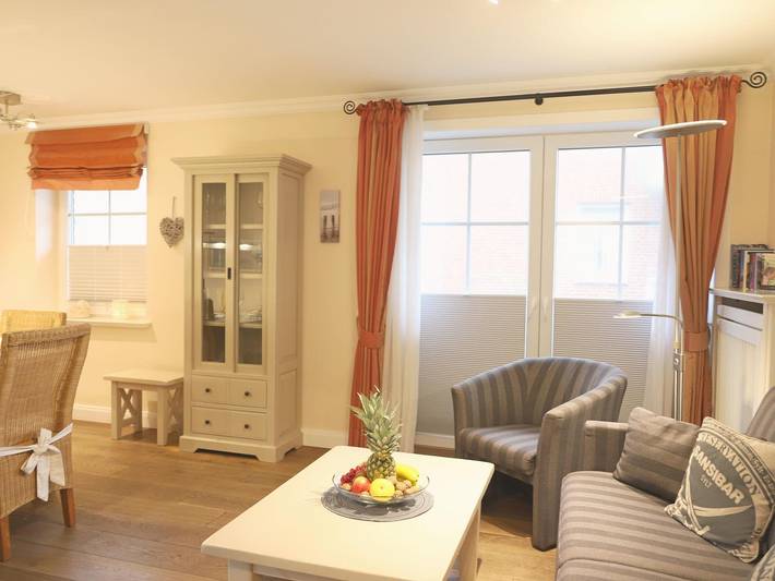 Ganze Wohnung, Komfortable 2-Zimmer-Wohnung mit Balkon, Garten und Sauna in Westerland in Westerland, Sylt (Gemeinde)
