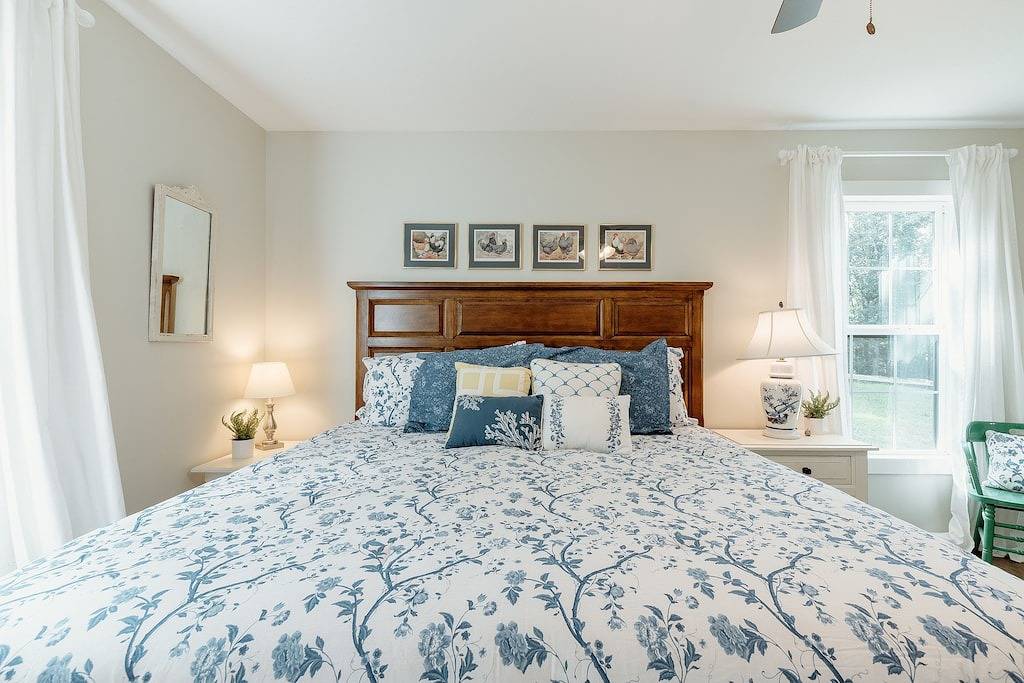 Living Water Retreat # 2 - Wunderschönes neues Bauernhaus-Retreat - 2 Meilen zum Tiec in Polk County NC