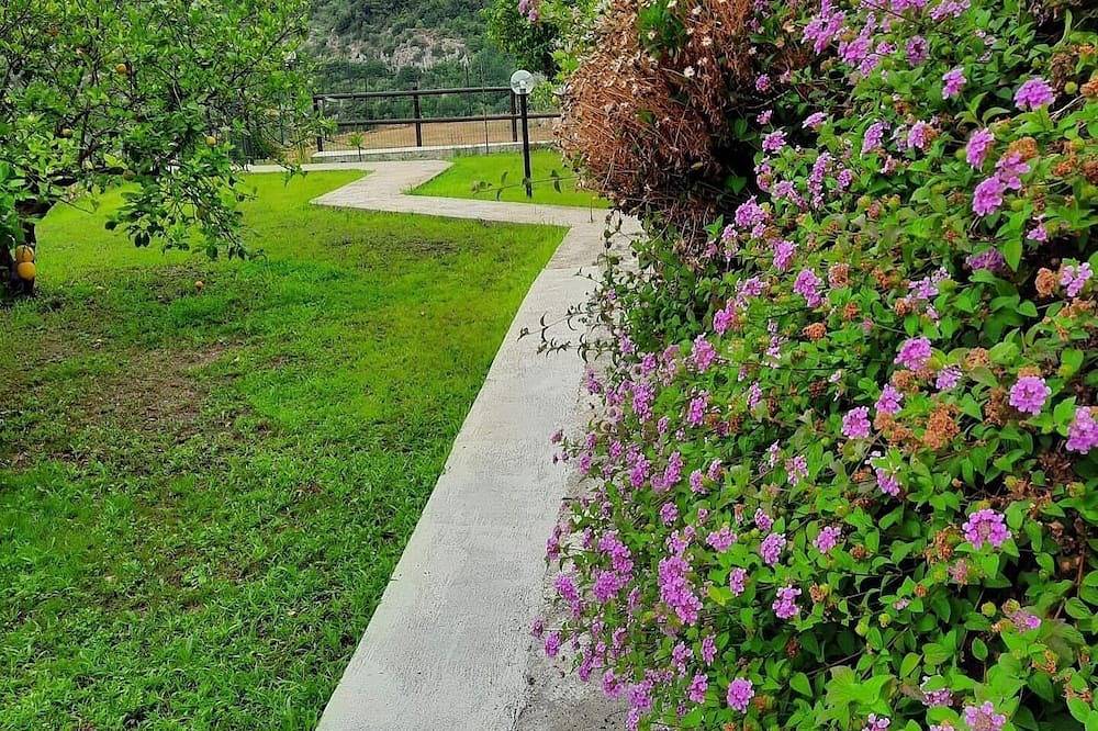 1 Bedroom Cottage in Verzi in Varigotti, Finale Ligure Municipality
