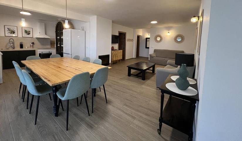 Casa rural para 10 personas, con Terraza además de Jardín y Piscina en Tierra de Mérida - Vegas Bajas - 4