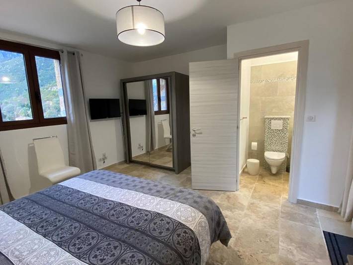 Chambre d’hôte pour 2 personnes, avec piscine ainsi que jardin et vue dans Haute-Corse - 2