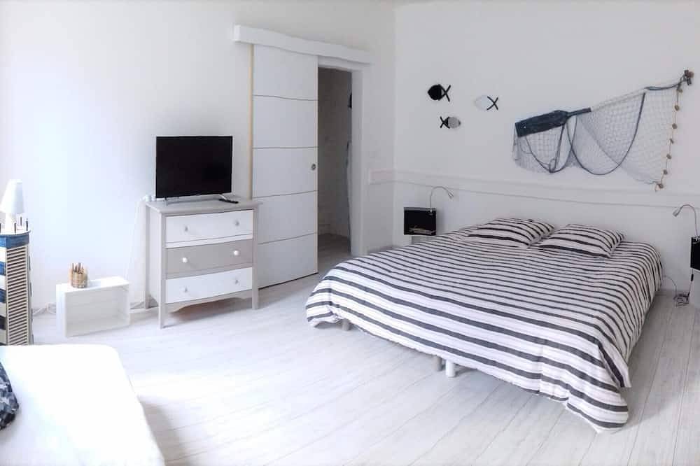 Escale en vue. 150m de la plage in Fécamp, Région du Havre