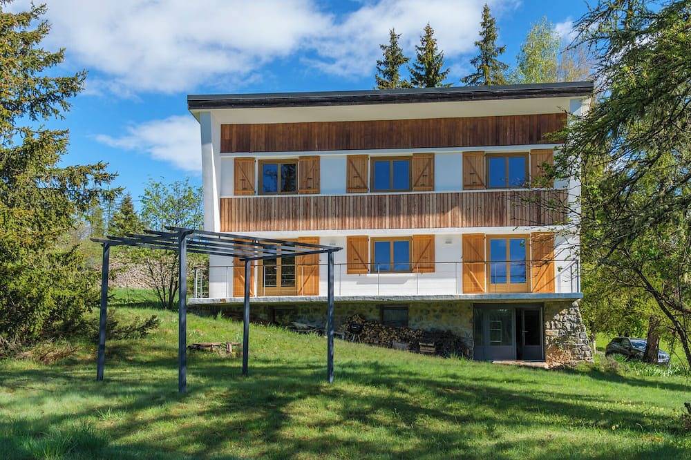 Maison familiale avec grand jardin, vue montagne à 2km de Valberg in Beuil, Région de Nice