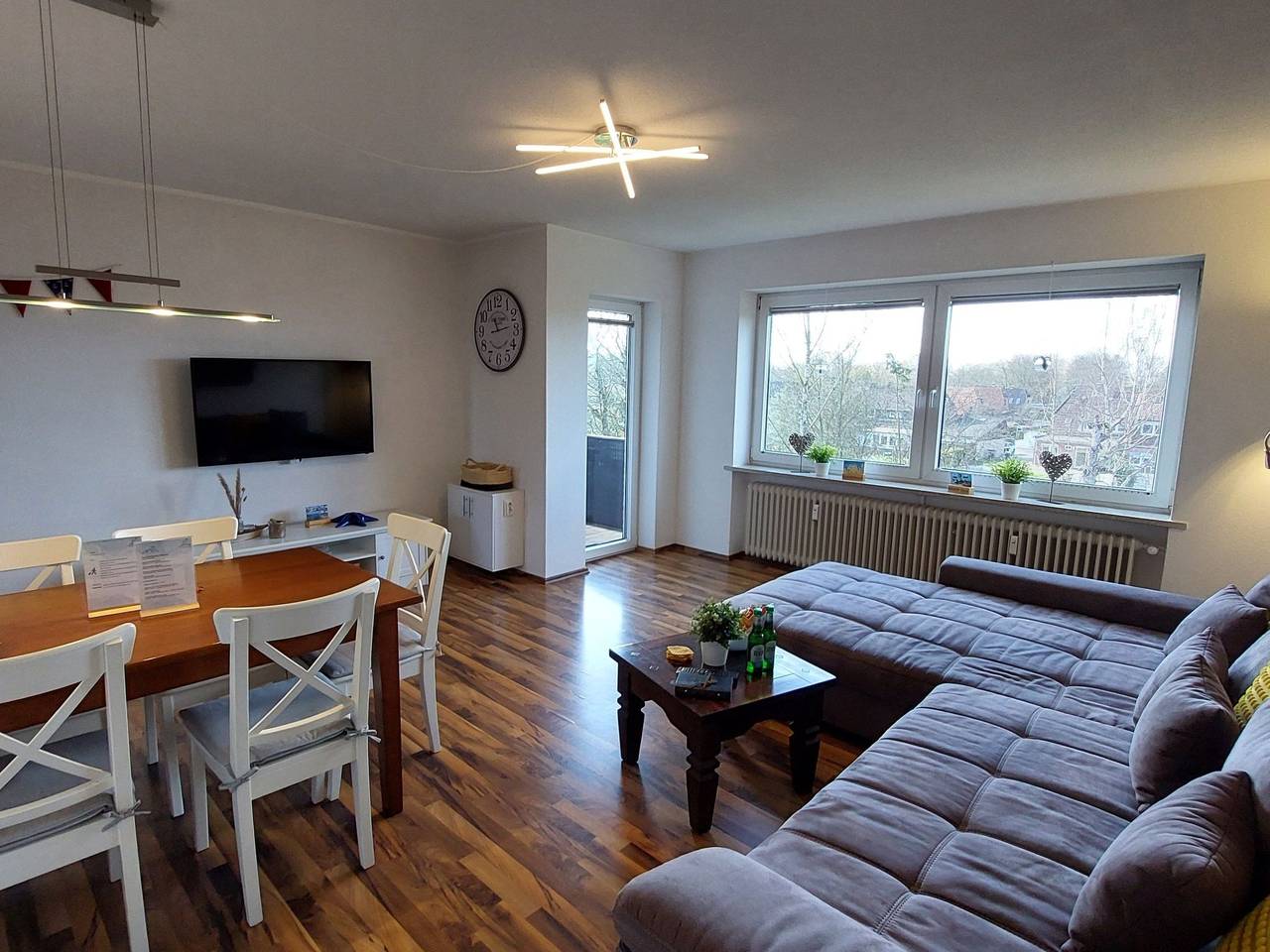 Ganze Wohnung, Flutbarke in Voslapp, Wilhelmshaven