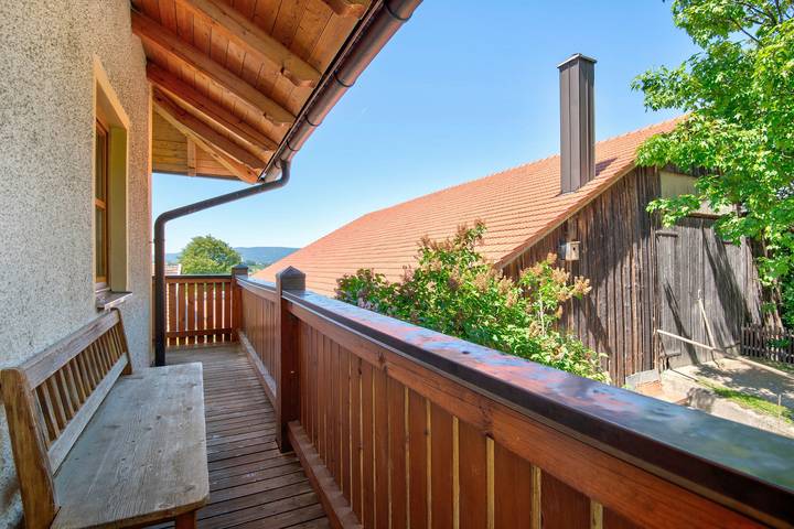 Entire apartment, Apartment 'Ferienwohnung 4' with Shared Garden, Balcony and Wi-Fi in Eschlkam, Eastern Bavaria